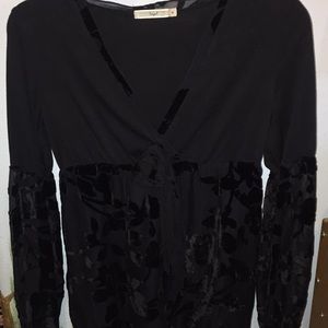 Beautiful Quality Black Blouse 50% Silk!